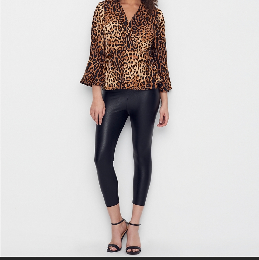 Commando Capri length faux leather leggings, NWT